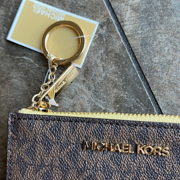 Michael Kors Small TZ Coinpouch with ID - Picture 2 of 16